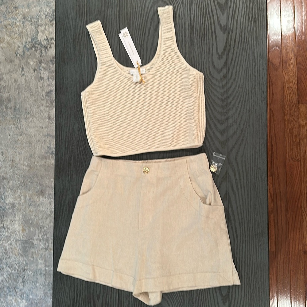 House of Harlow Crop Top & Short Set - New